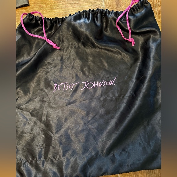 Betsey Johnson Green Animal Print Large Bag NEW With Duster - Picture 2 of 13